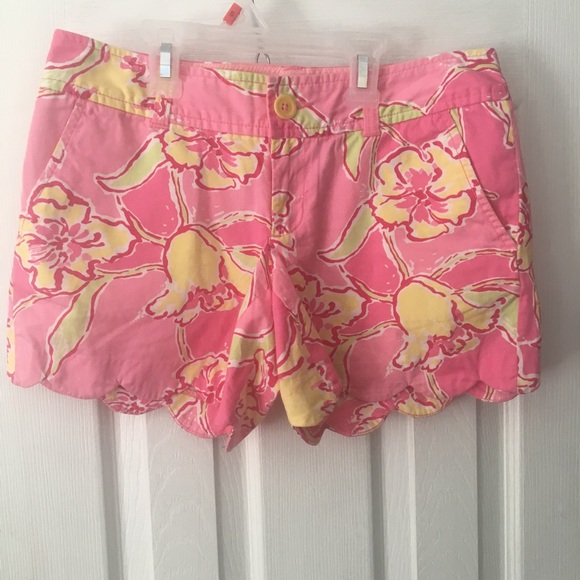 Lilly Pulitzer shorts - Picture 1 of 4